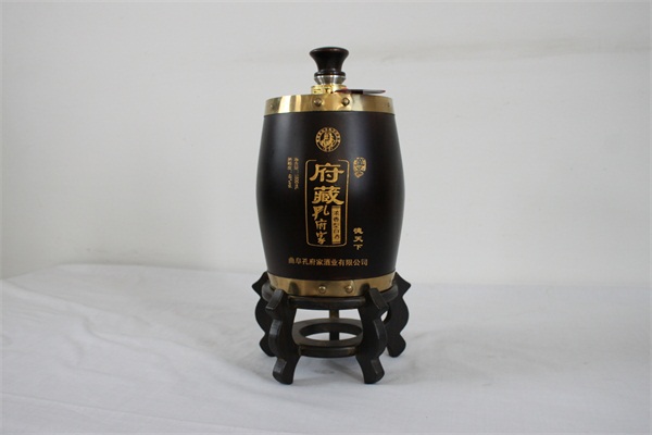 不銹鋼內(nèi)膽實(shí)木酒桶